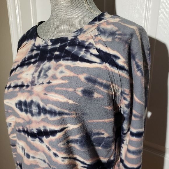 YOUNG FABULOUS & BROKE tie dye fleece sweatshirt - Picture 3 of 6